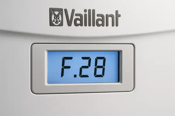 Wyświetlacz kotła Vaillant pokazuje kod błędu F.28.